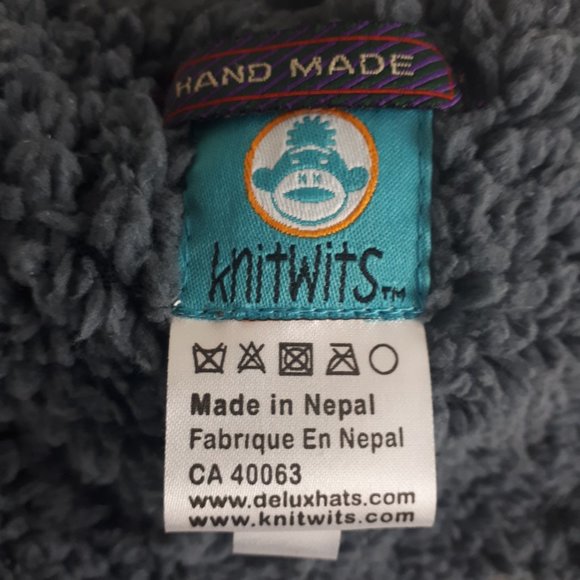 DeLux Knitwits Grey Viking Pilot Knit Hat - Picture 10 of 12